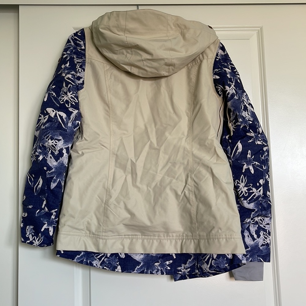 Roxy Snow Jacket - image 2